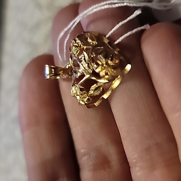 Vintage 10k Real Gold Filigree Heart Pendant - Picture 4 of 6